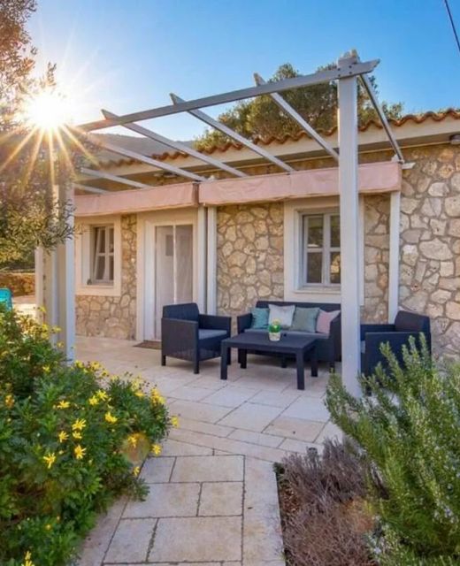 Holiday Home With Hot Tub Sveti Jakov, Lošinj - 24017 Sveti Jakov