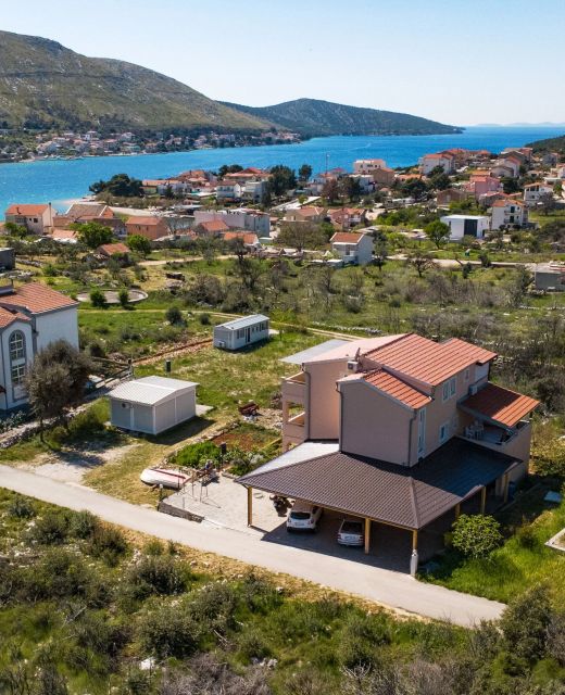 Apartments With Parking Space Grebaštica, Šibenik - 24046 Grebaštica