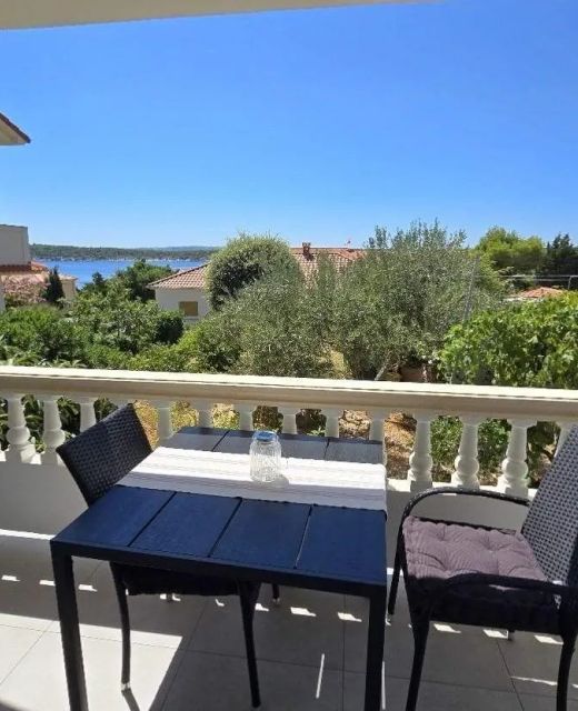Apartments With Parking Space Barbat, Rab - 24096 Barbat