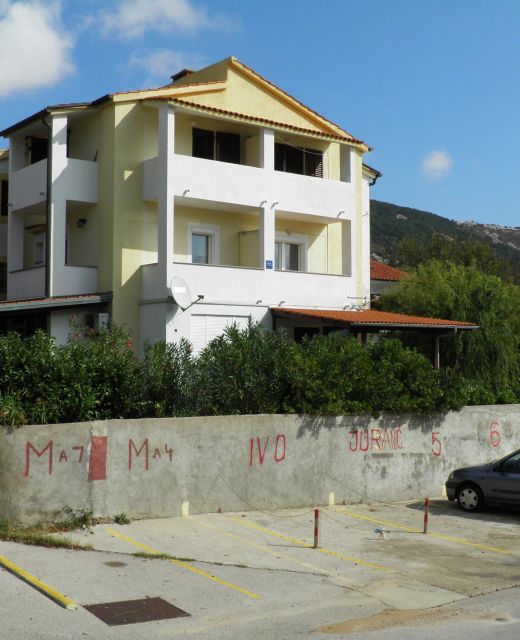 Apartments With Parking Space Baška, Krk - 24181 Baška