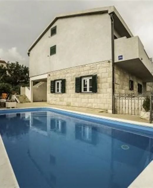 Family-friendly Apartments With Swimming Pool Povlja, Brač - 24248 Povlja