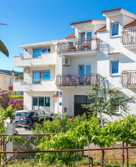Apartments By The Sea Slatine, Čiovo - 24266 Slatine