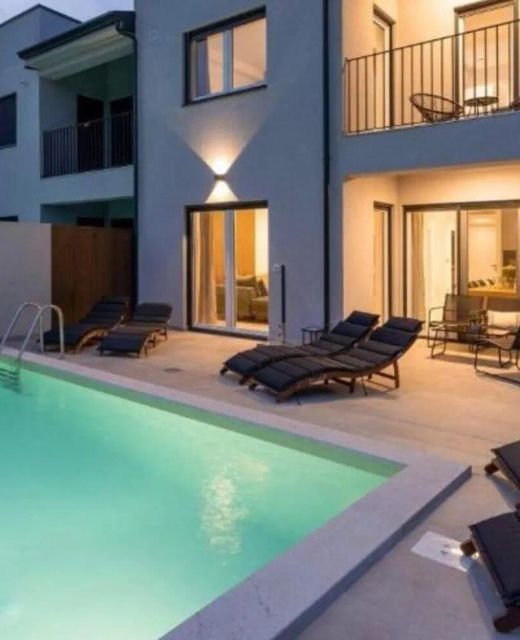 Luxury Villa With A Swimming Pool Nova Vas, Poreč - 24282 Nova Vas