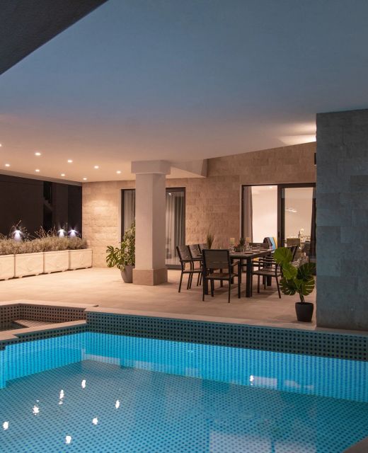 Seaside Luxury Villa With A Swimming Pool Trogir - 24341