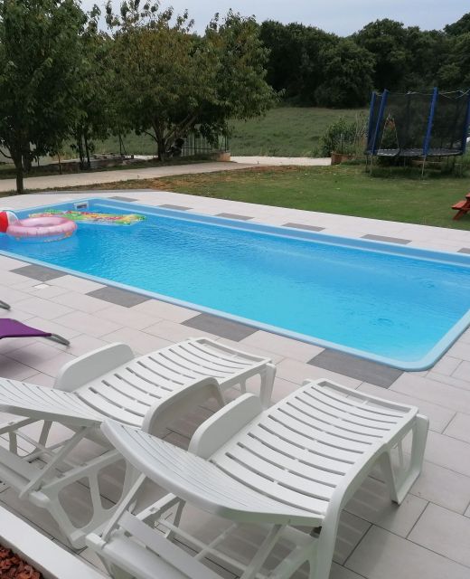 Family-friendly Apartments With Swimming Pool Pula - 24352