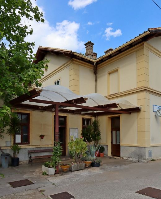 Apartments With Parking Space Rijeka - 24396