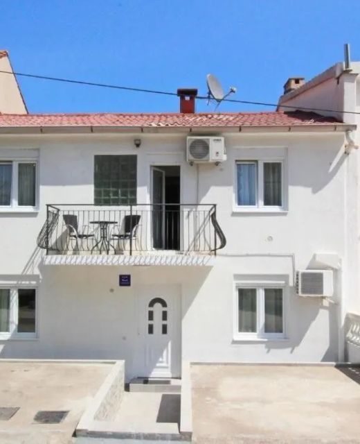 Apartments With Parking Space Baška, Krk - 24408 Baška