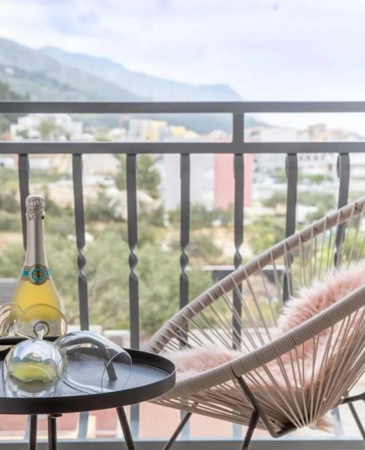 Apartments With WiFi Makarska - 24438