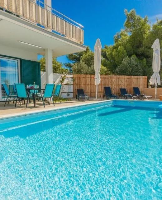 Family Friendly House With A Swimming Pool Milna, Brač - 24609 Milna