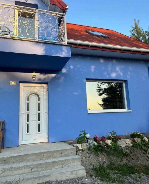 Błękitny domek pod Krakowem Rudawa