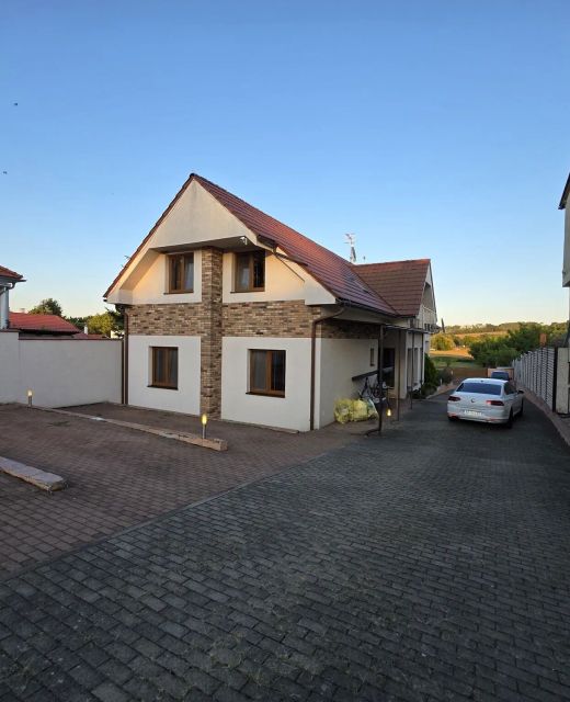 DaDeli Červený Hrádok