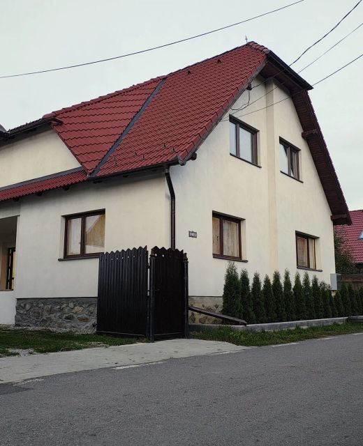 Birta Guesthouse Cârţa