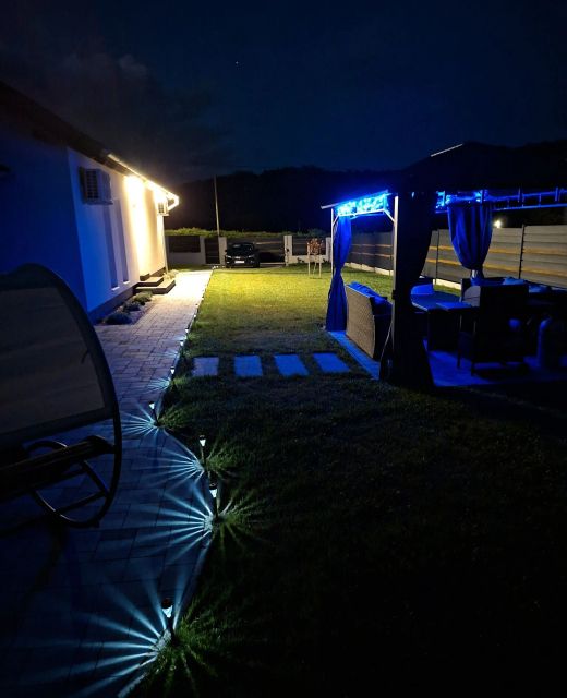 Napsugár Wellness Apartman Újudvar