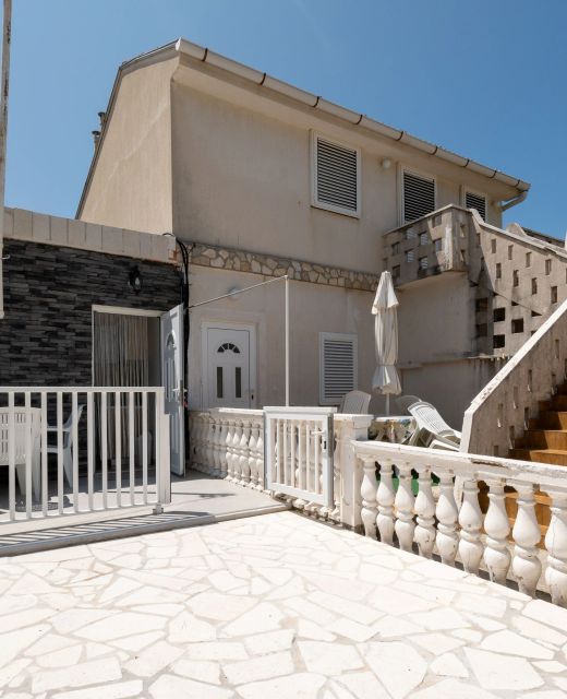 Apartments By The Sea Stara Novalja, Pag - 9725 Stara Novalja