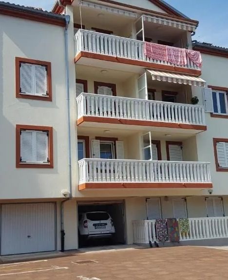 Apartments With Parking Space Ičići, Opatija - 24052 Ičići