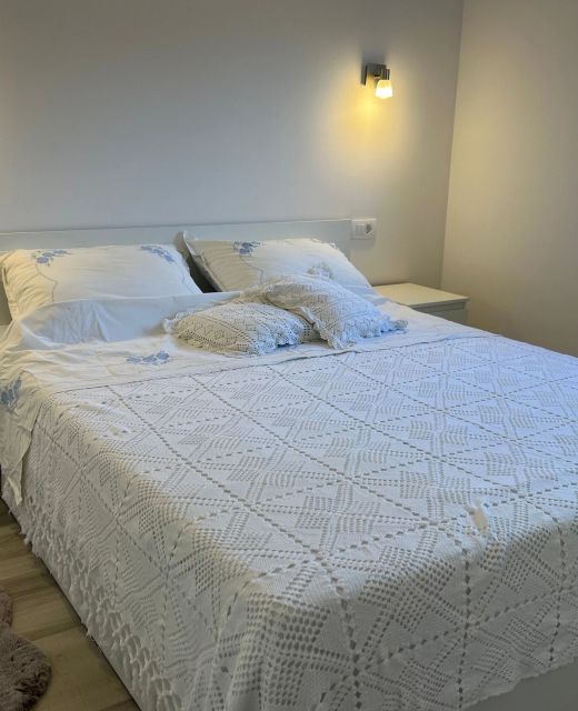 Apartments With Parking Space Trogir - 24640