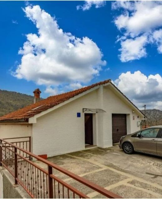 Apartments With Parking Space Rijeka - 24933
