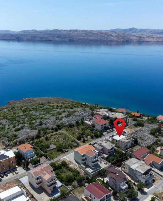 Apartments With Parking Space Cesarica, Karlobag - 24941 Cesarica