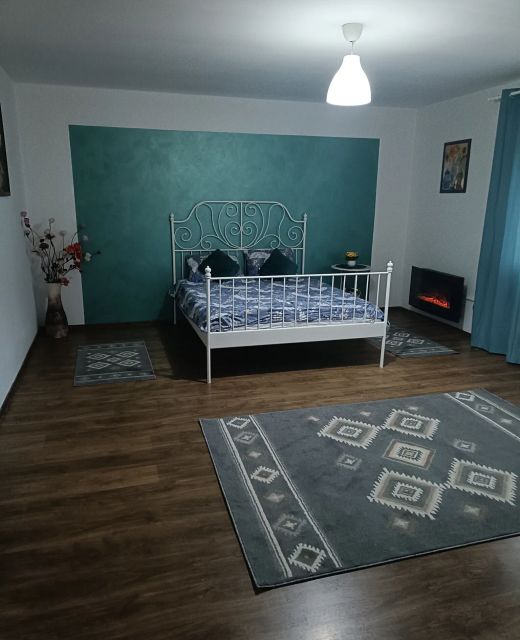 Apartament Lenusk București