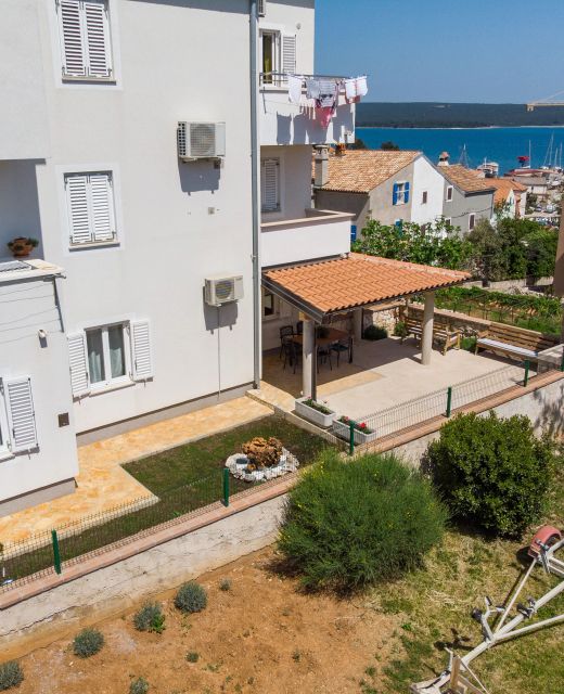 Apartment Mirna Nerezine