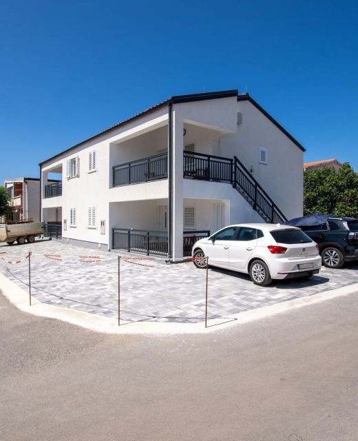 Apartments Sandra Vir