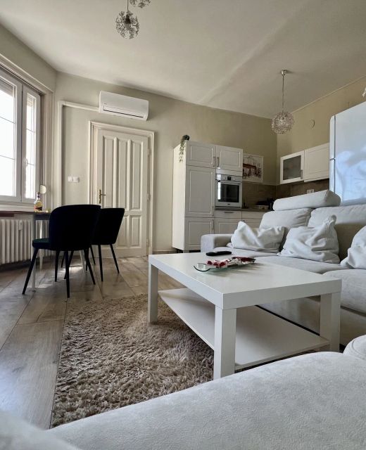  City Centre Piac View Apartment