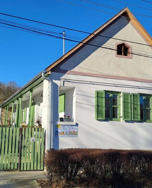 Luszi Háza Szálka