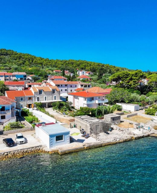 Apartments Beachfront Pebble Zdrelac