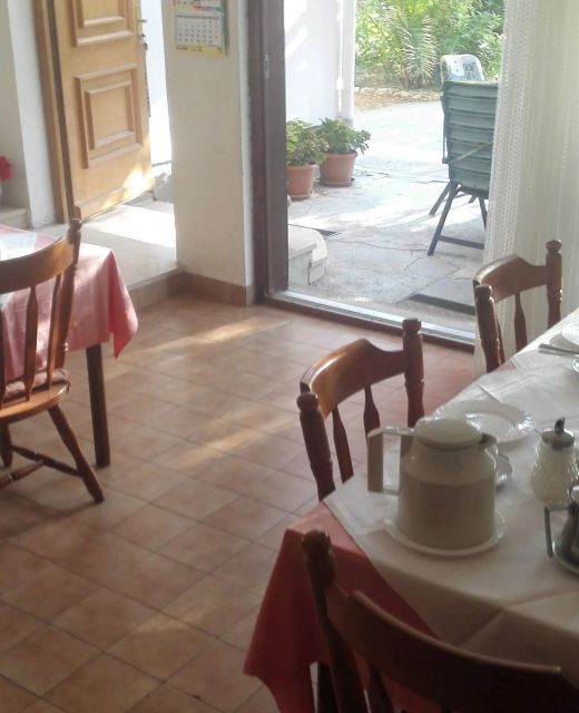 Apartments and Rooms Mery Banjol