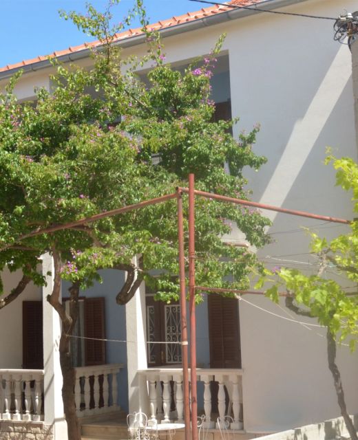 Apartments and Rooms Jakov Primosten
