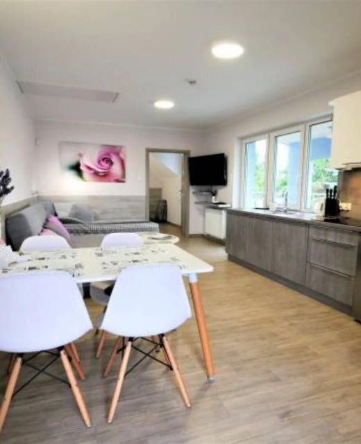 Szafir Apartamenty Apartament dwupokojowy z balkonem nr 7 Sianożęty