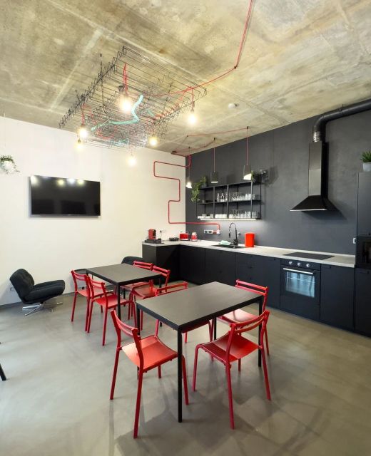 ROCH800 - industriální aparthotel Klatovy