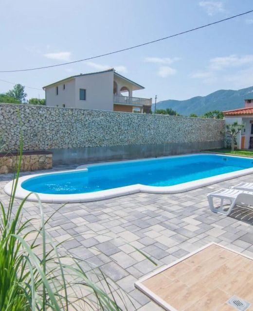 Family-friendly Apartments With Swimming Pool Kostanje, Omiš - 25072 Kostanje