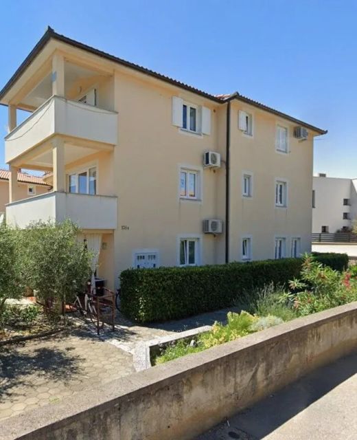 Apartments With Parking Space Sveti Vid, Krk - 25074 Sveti Vid