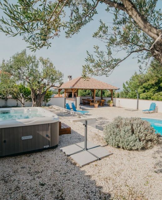 Yellowhammer Apartments - Villa Dva