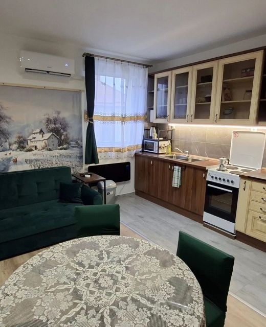 Tiszti Szálló Apartman Verpelét