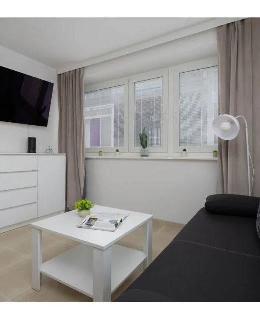 Chmielna 35 Funkcjonalny Apartament w Centrum Warszawa