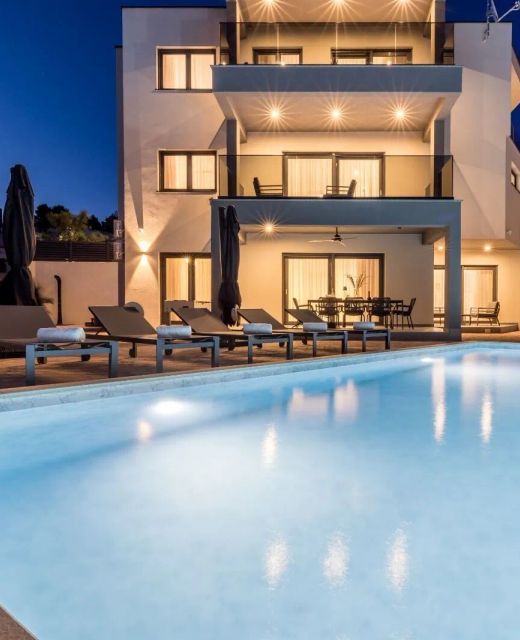 Luxury Villa With A Swimming Pool Vodice - 25085