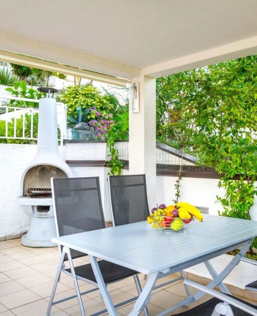 Apartments With Parking Space Njivice, Krk - 25088 Njivice