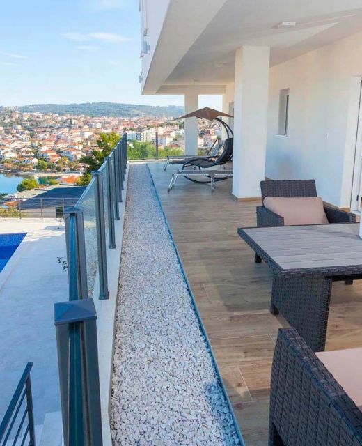 Family-friendly Apartments With Swimming Pool Rastići, Čiovo - 25089 Rastići