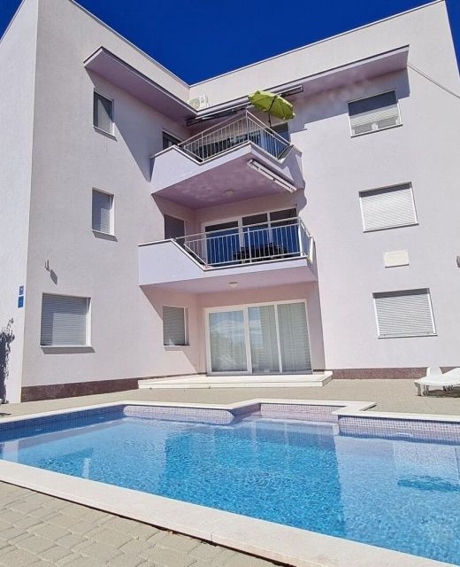 Family-friendly Apartments With Swimming Pool Mavarštica, Čiovo - 25093 Mavarštica