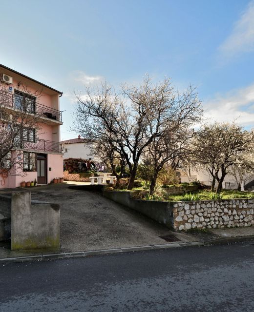 Apartments Nina i Harry Senj