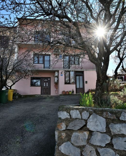 Apartments Nina i Harry Senj
