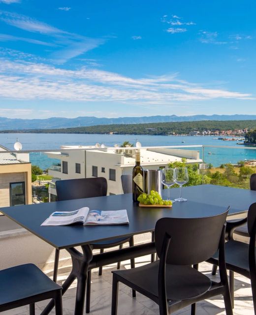 Luxury Penthouse Apartment Malinska
