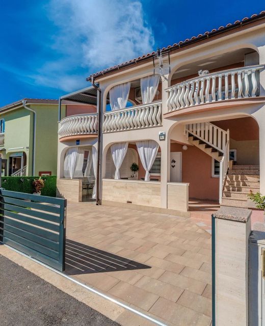 Apartment Sinanovic Vir