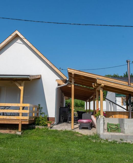 Borkúti Vendégház Balatonföldvár-Kőröshegy