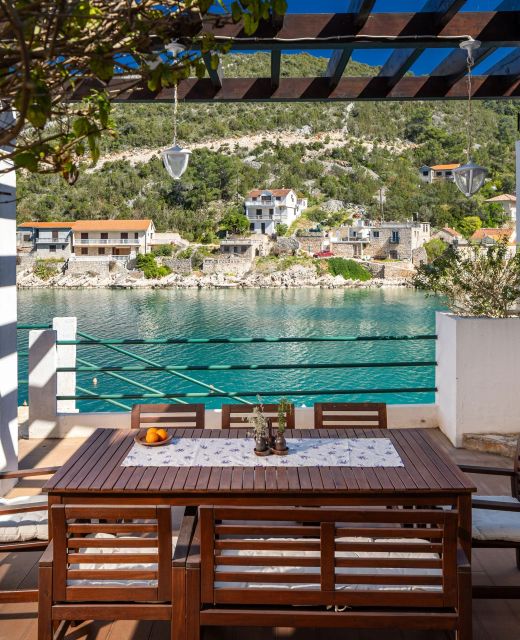 Secluded House With A Parking Space Cove Prapratna - Prapatna, Hvar - 25374 Prapatna