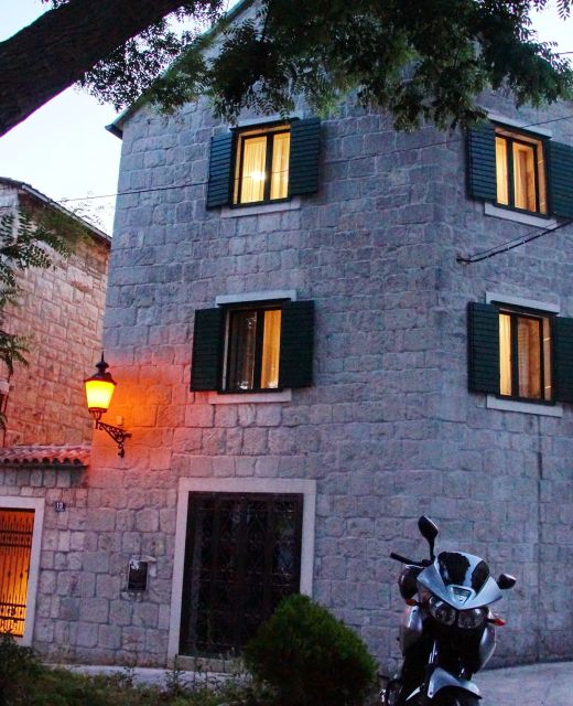 Apartment and Rooms Desideria Split