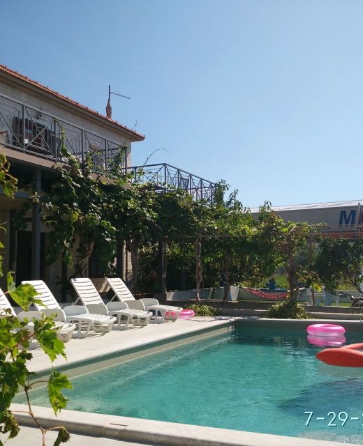 Apartments Ginna Seget Donji