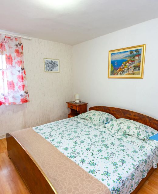 Apartment Split 2